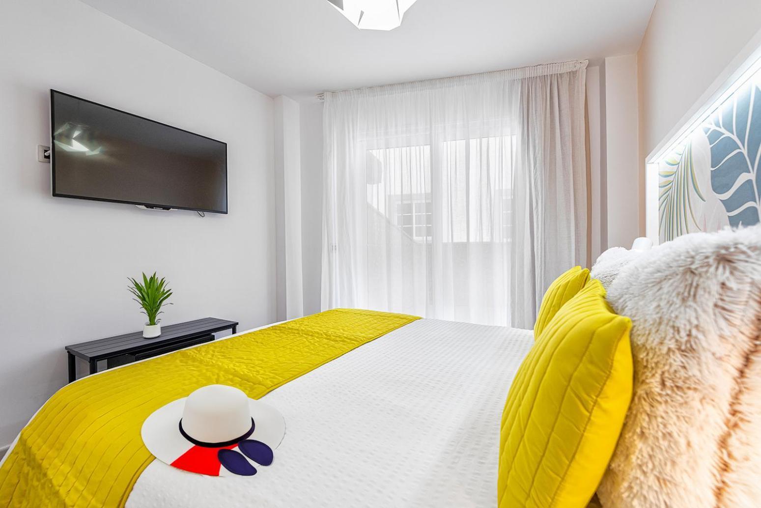 Sol Mogan Suites - Adults Only Puerto De Mogan Room photo